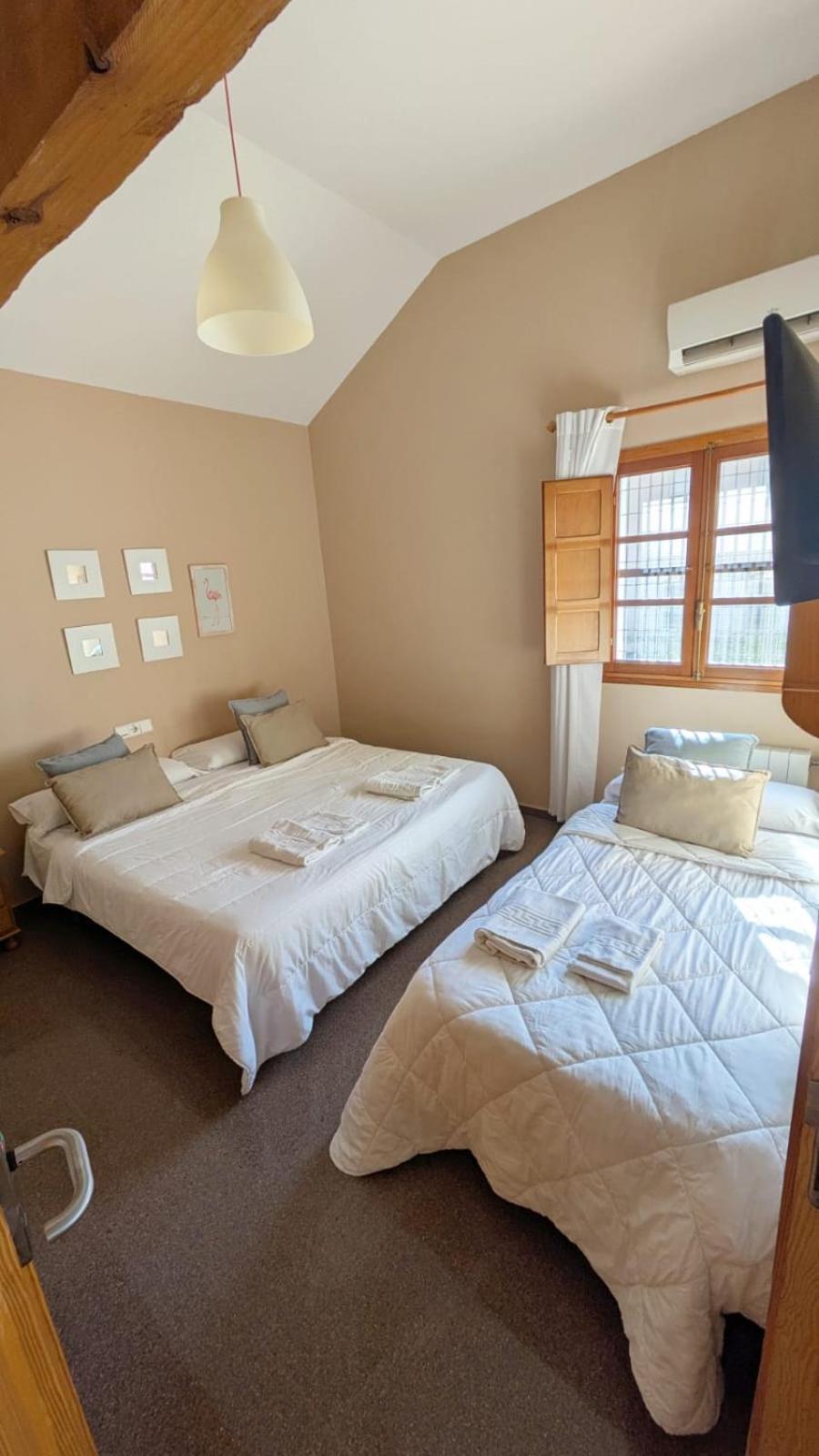 Hostal El Convent De ムンカーダ エクステリア 写真