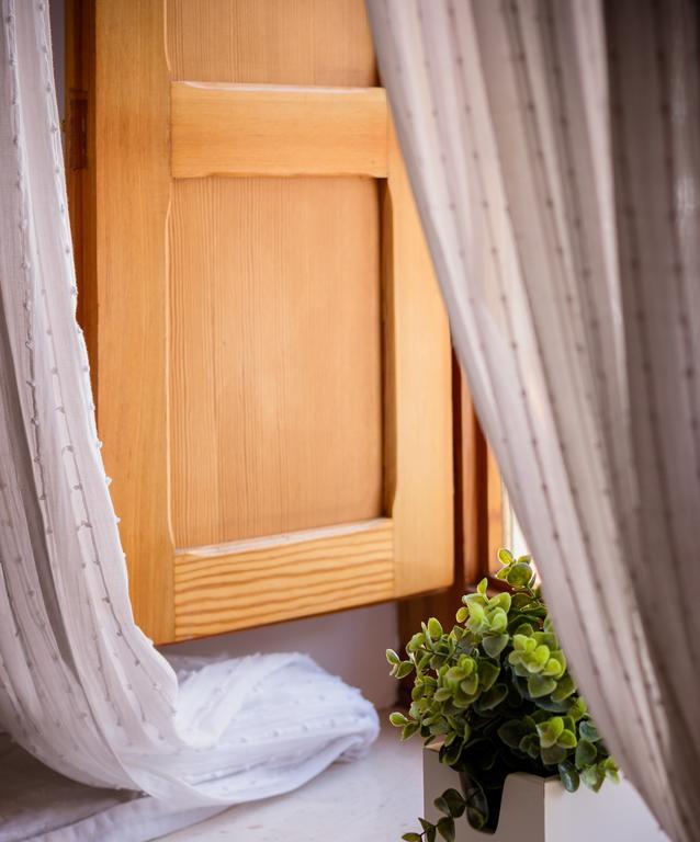 Hostal El Convent De ムンカーダ エクステリア 写真